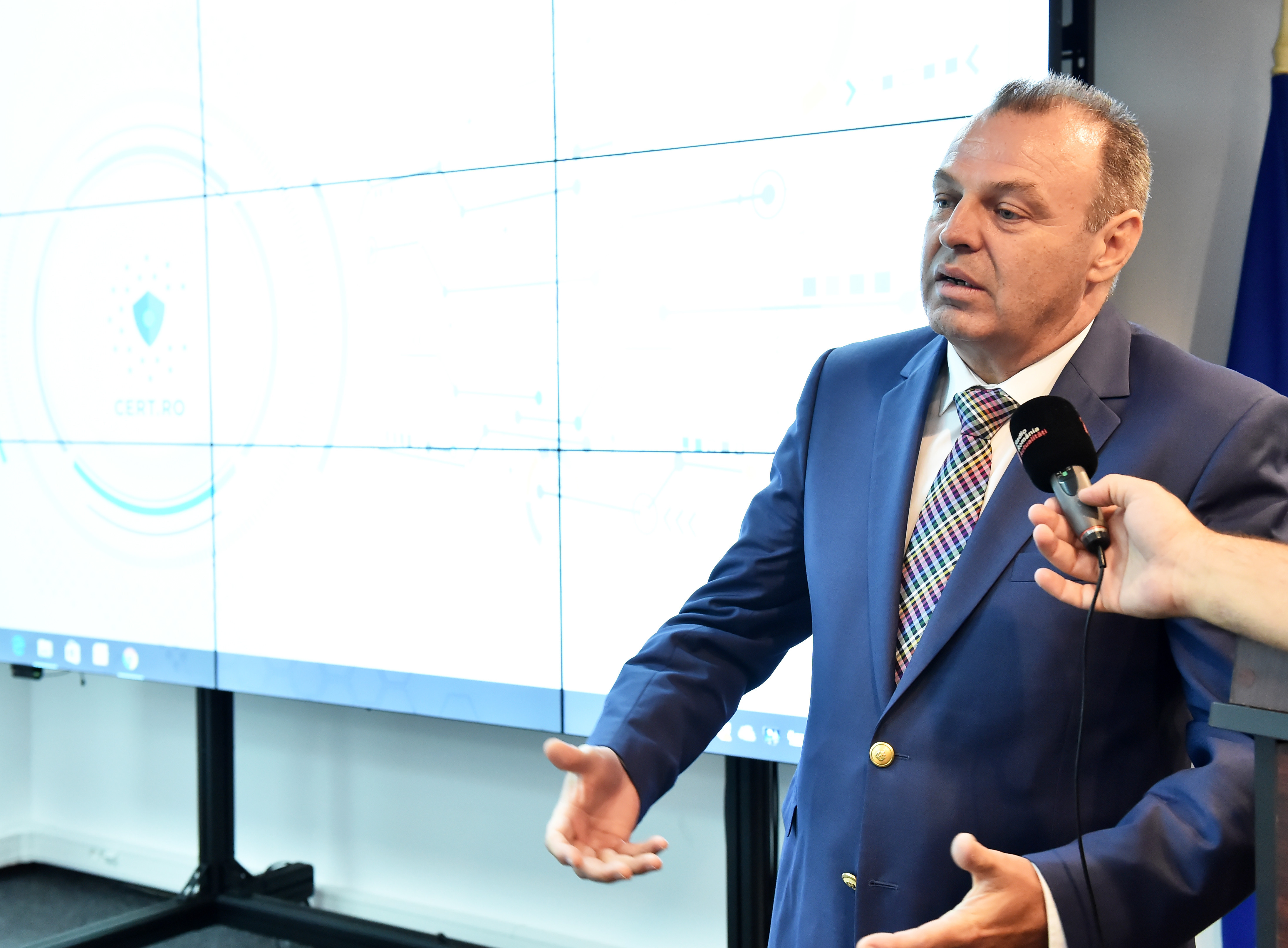 Prima autostrada urbană din România nu va fi gata de 1 decembrie. Constructorul ”are probleme de lene”