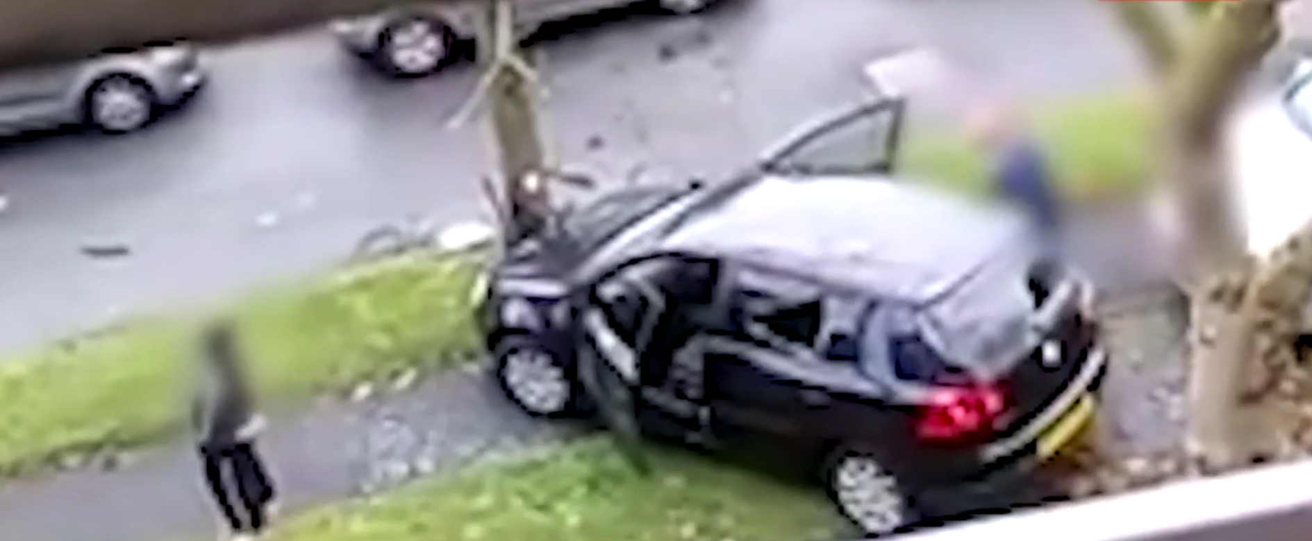 Ce a pățit un hoț după ce a încercat să fure o mașină. ”Ai ales mașina greșită”. VIDEO