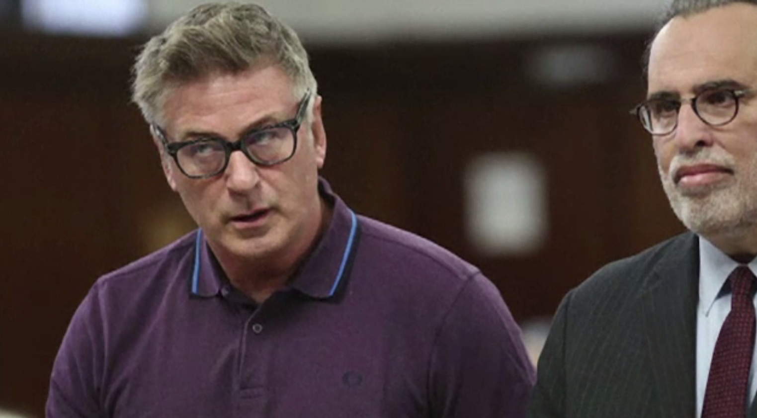 Actorul Alec Baldwin, în fața instanței. Acuzațiile care i se aduc