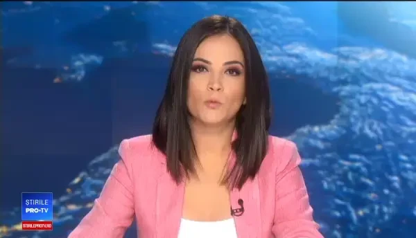 Incendiu puternic la o fabrică de tâmplărie. 70 de pompieri au luptat cu flăcările