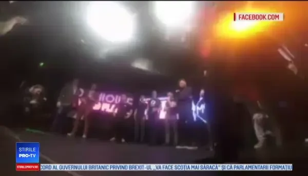 Un fost finalist de la ”Românii au talent”, campion mondial pentru a treia oara la Flair Bartending