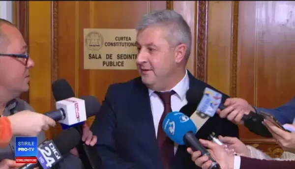 CCR a amânat decizia referitoare la protocoalele secrete dintre SRI și Parchet