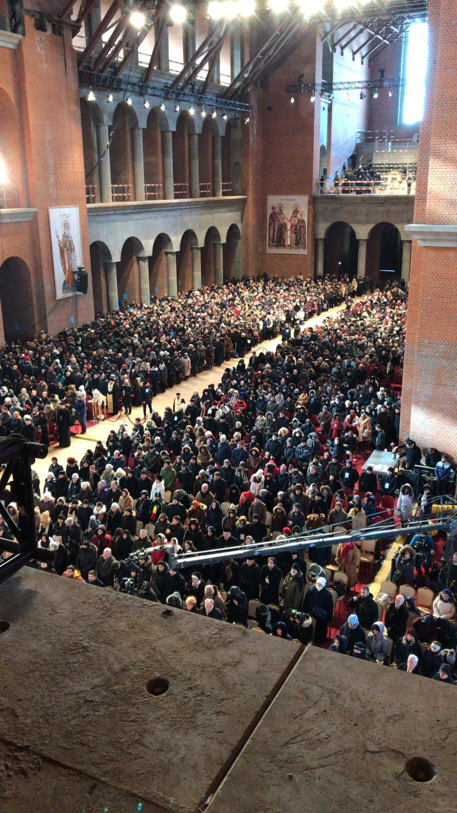 slujba Catedrala M&acirc;ntuirii Neamului