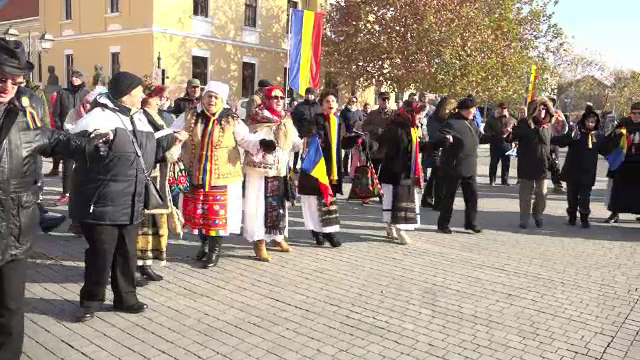 1 Decembrie, la Alba Iulia. Sărbătoarea Marii Uniri a început. Accesul autoturismelor în oraș nu mai este permis