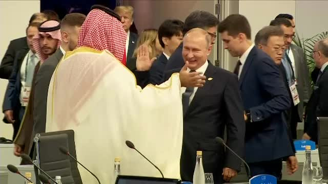 Summit-ul celor mai puternici oameni ai lumii. Cum s-au salutat Putin şi prinţul Mohammed bin Salman