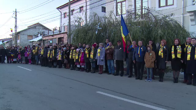 Sate infratite de Centenar