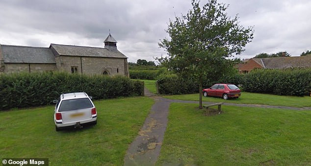 O tânără a murit după ce s-a prăbușit la podea, în timpul nunții fratelui ei