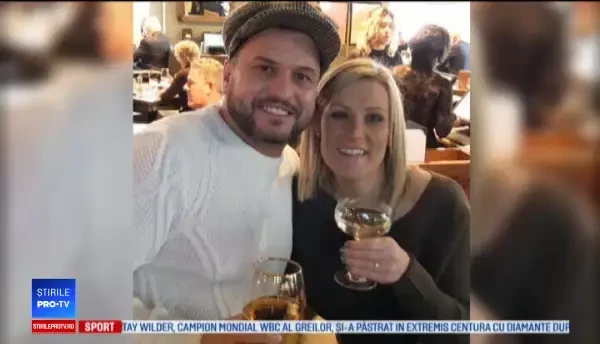 A pierdut inelul de logodnă în canal chiar când voia să i-l pună pe deget iubitei. Reacţia ei