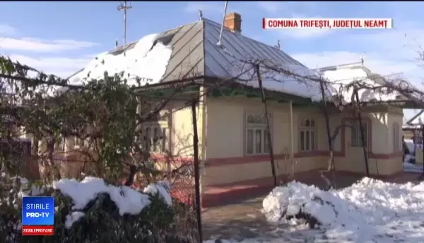 Bătrână de 85 de ani, arsă de vie în propria casei din cauza sobei. Vecinii au fost cei care au dat alarma