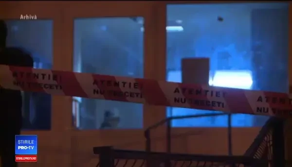 O femeie a fost omorâtă în casă, în Oradea. Polițiștii îl caută pe atacator