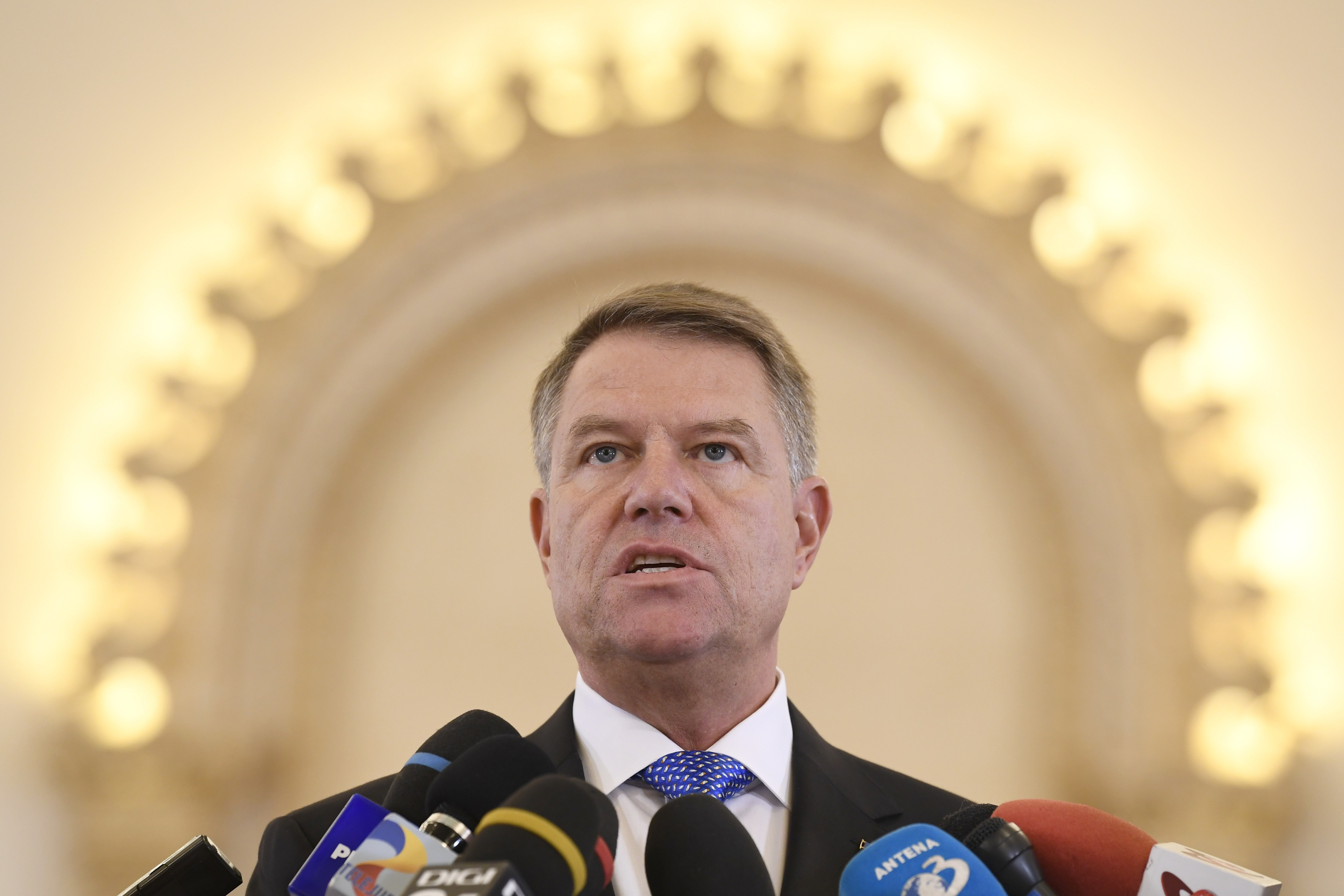 Iohannis a lansat ”România Educată”: ”Actualele Inspectorate Şcolare trebuie desfiinţate”