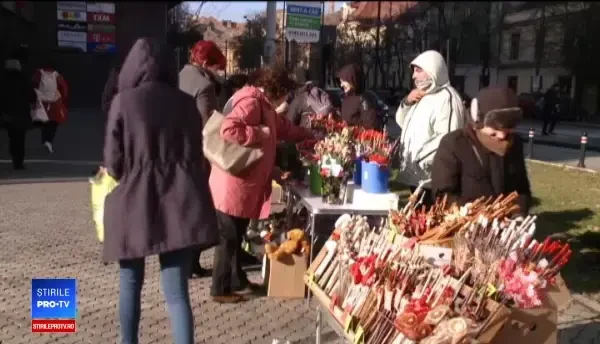 Cadouri de Moș Nicolae. Cum au reinventat comercianții români nuielușele