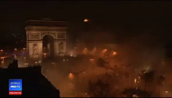 Analiștii politici explică ce greșeală a comis Emmanuel Macron, față de „vestele galbene”