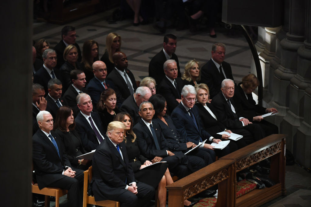 Soții Trump, Obama, Clinton și Carter, la funeraliile lui George Bush Sr.