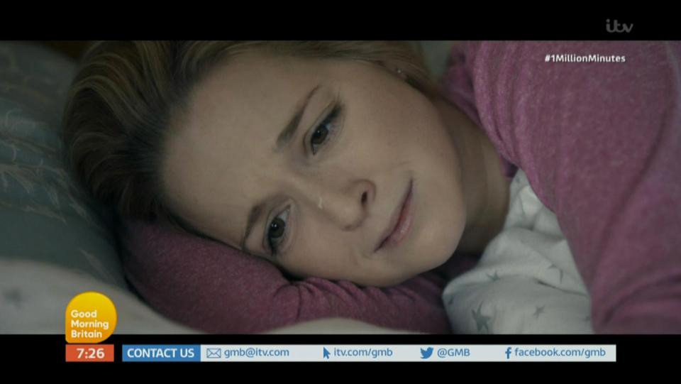 Clipul difuzat la un matinal din Marea Britanie i-a emoţionat până la lacrimi pe prezentatori. Ce conţine