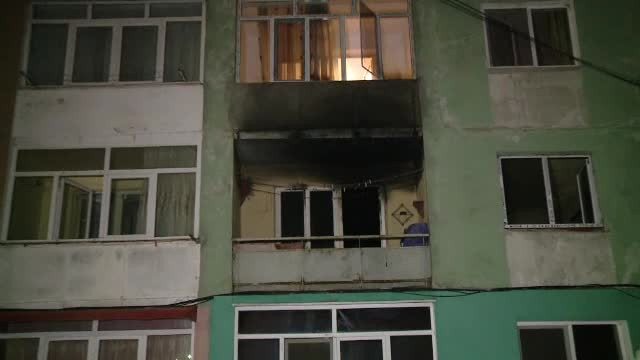 Zeci de oameni erau să ardă de vii într-un bloc din Filiaşi. Greşeala care i-a lăsat pe drumuri