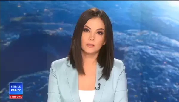 Peste 4.000 de oameni participă la sfințirea noii catedrale din Curtea de Argeș