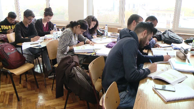 Mii de străini veniți să facă Medicina în România pentru 5.000 de €/ an. Cât ar plăti în țările lor