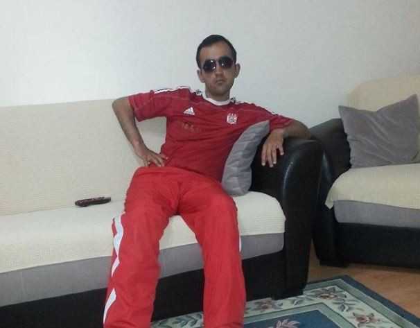 Un fan de 31 de ani a murit după ce a suferit un atac de cord la stadion după un meci de fotbal