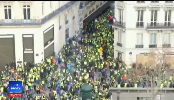 Filmul protestelor de sâmbătă din Paris. ”Febra franceză” s-ar putea extinde în Europa