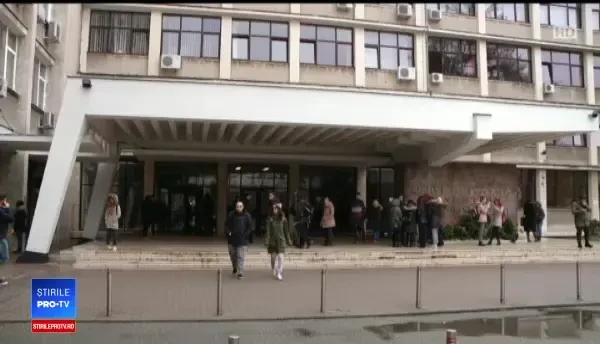 Mii de străini veniți să facă Medicina în România pentru 5.000 de €/ an. Cât ar plăti în țările lor