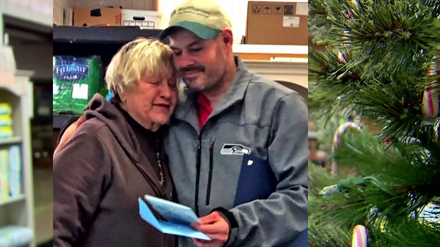 Un om al străzii a găsit pe stradă o pungă cu 17.000 de dolari. Ce a făcut cu banii