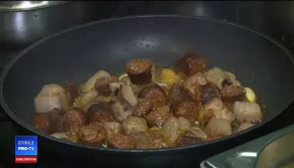 Cât trebuie să scoată din buzunar românii pentru o cină de Crăciun pregătită la restaurant