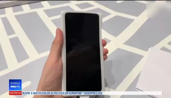 iLikeIT. Gadgeturi pentru 2019. telefonul cu ecran flexibil și camere integrate în ecrane