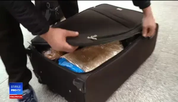 Începe ”migrația” pachetelor pentru românii din străinătate. ”Slănină, ceapă, țuică”