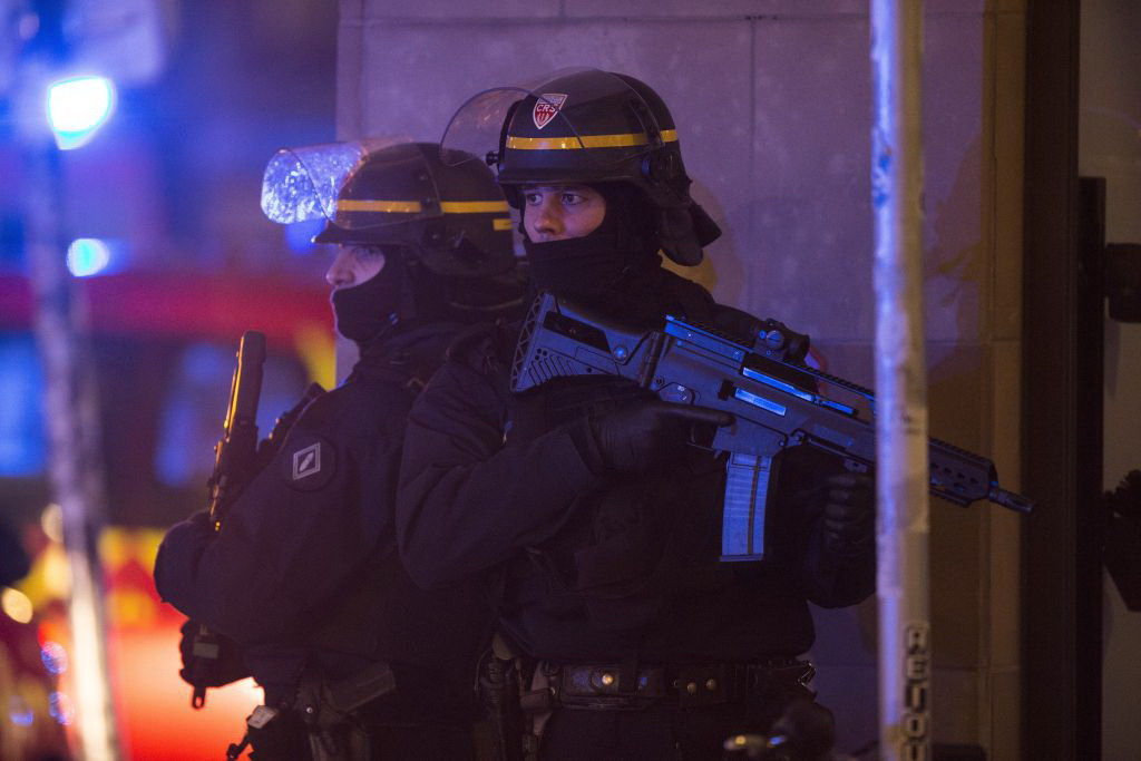 Analiză. Cum reuşesc jihadiştii supravegheaţi de autorităţi să comită masacre în Europa