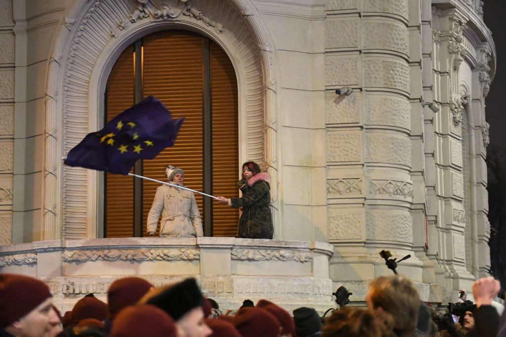 „Legea sclaviei”, votată în Ungaria. Proteste uriașe în Budapesta, 4 răniți