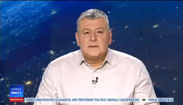 Momentul în care un bărbat deschide focul de armă într-o biserică. 4 morți