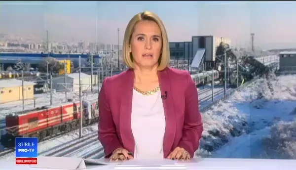 VIDEO din dronă cu accidentul feroviar din Turcia: cel puțin 9 morți și zeci de răniți