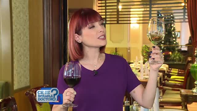 Cum şi ce să bei de sărbători ca să nu te doară capul. Regulile anti-mahumreală