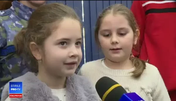 Să fii ajutorul Moșului e proftabil. Sumele cresc odată cu hainele, veselia și... burta