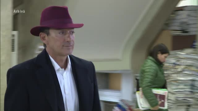 După Dragnea, şi alţi politicieni inculpaţi vor schimbarea completurilor de judecată