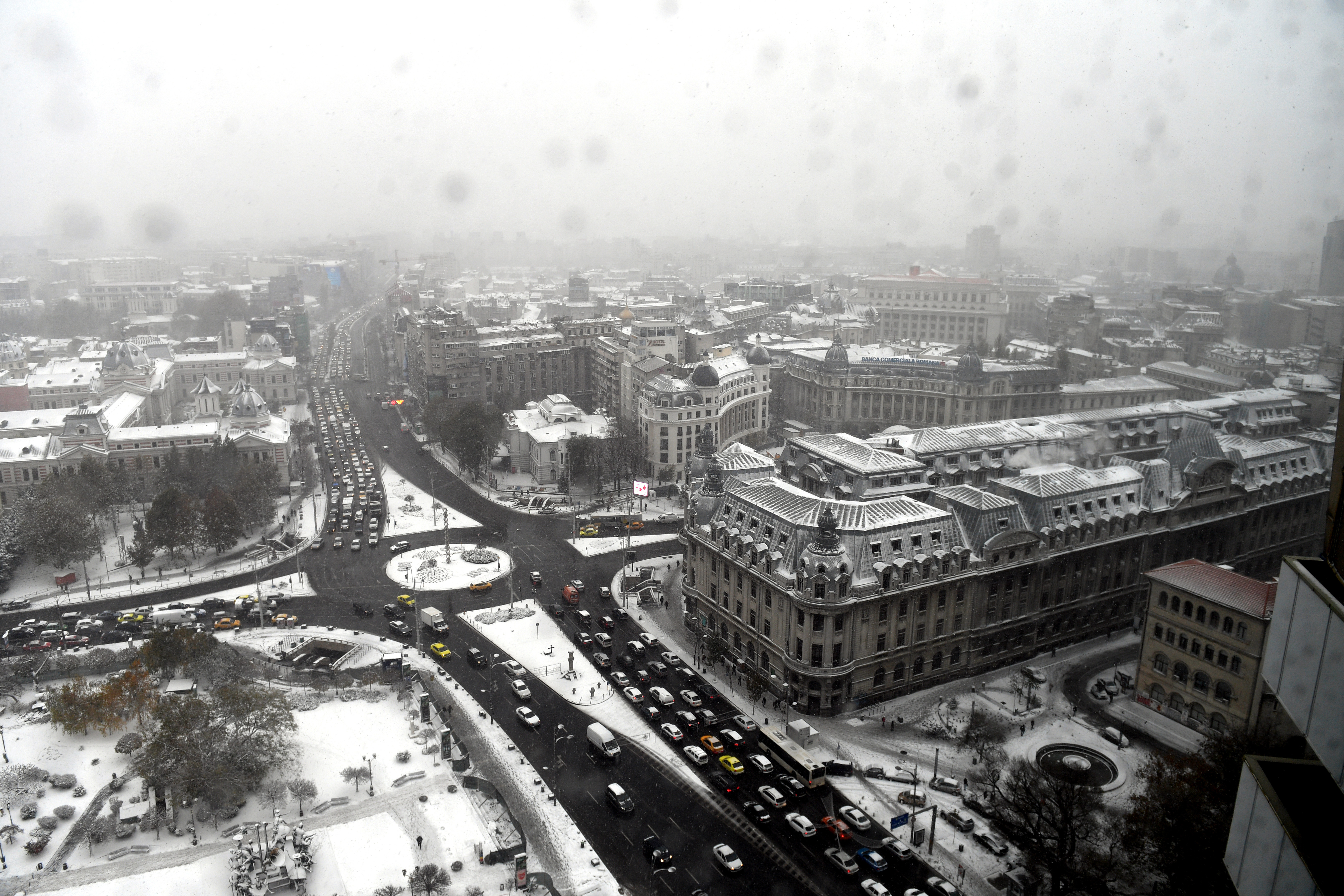 Ninsori, lapoviţă şi condiţii de polei în Bucureşti, în intervalul 9 - 11 ianuarie