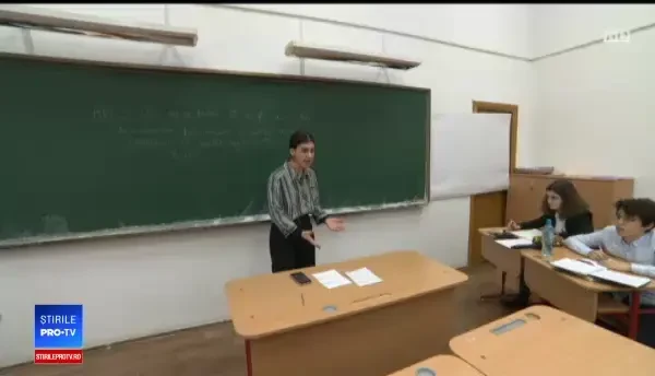 Cursuri de dezbatere pentru liceeni. Ce spune un tânăr despre politicienii români