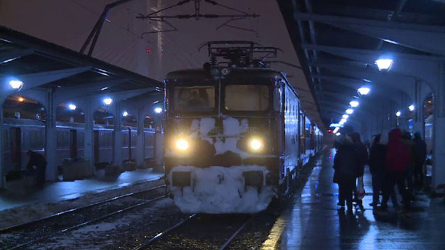 Calatori blocati in trenuri