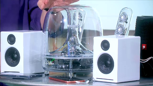 iLikeIT. Cu ce sumă poți cumpăra o boxă expusă la MoMA în New York