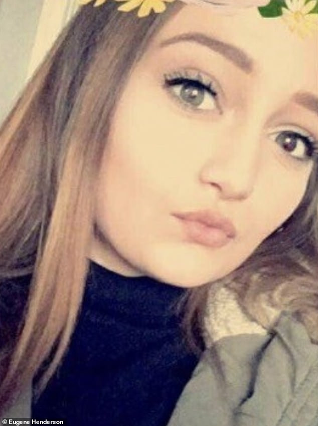 O adolescentă s-a sinucis în același loc în care tatăl ei și-a luat viața