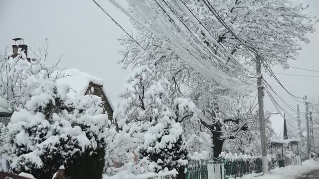 Vremea se menține rece, cu minime de -14 grade. Prognoza pentru următoarele 2 săptămâni