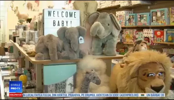 Jucării pentru bebeluşi inspirate de mişcarea #MeToo. "E o mare responsabilitate"