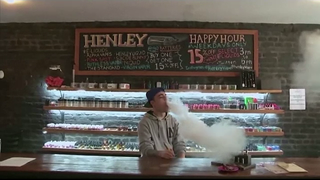 Studiu: țigările electronice, tot mai populare, deși sunt extrem de periculoase