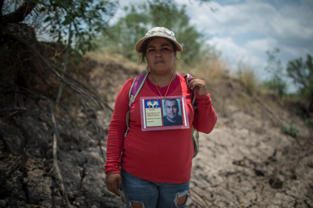 Povestea mamelor care „caută morții” și cazurile bizare cu care se confruntă