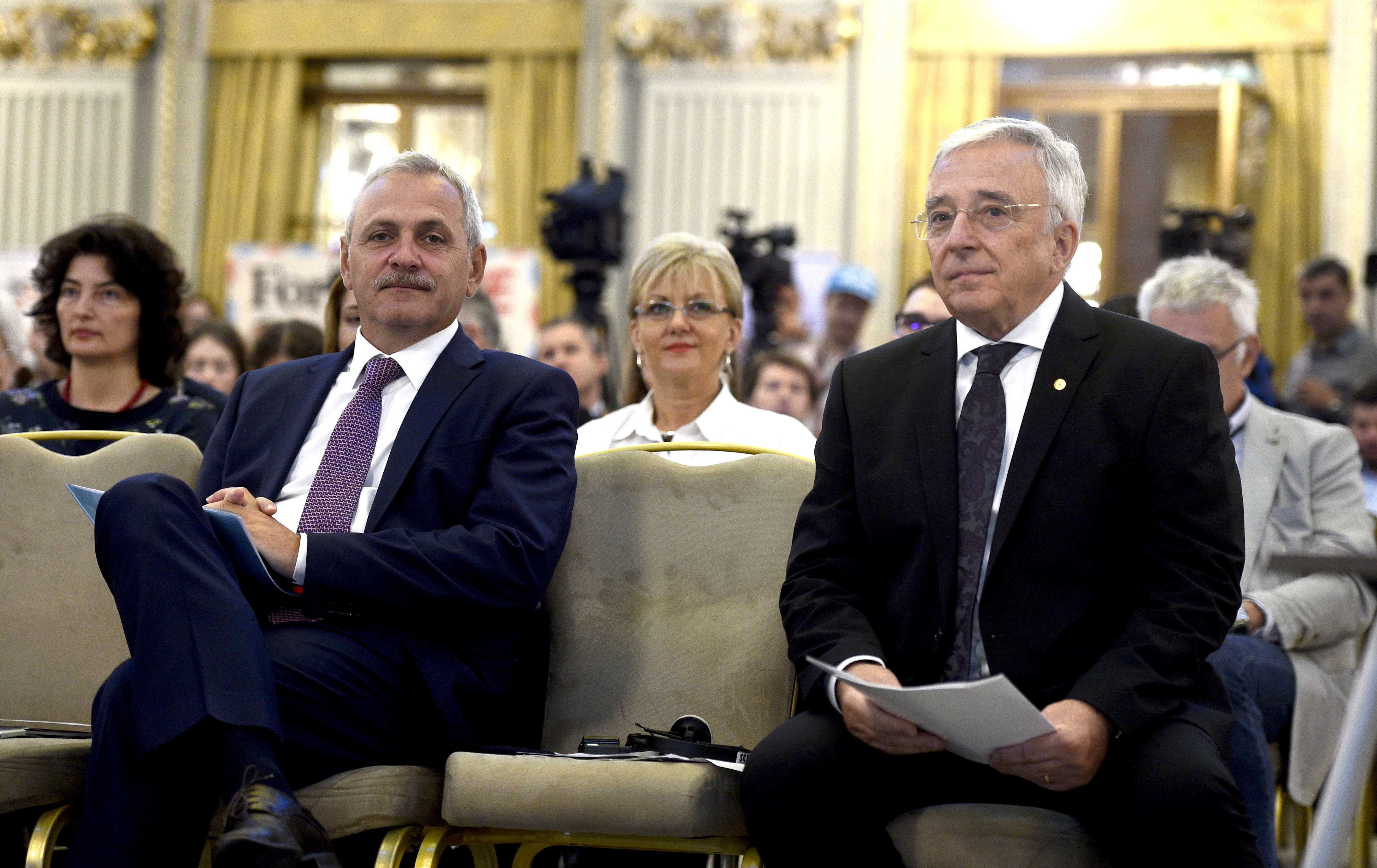 Isărescu a refuzat să fie audiat: ”BNR nu dorește să se implice în dezbateri politice”