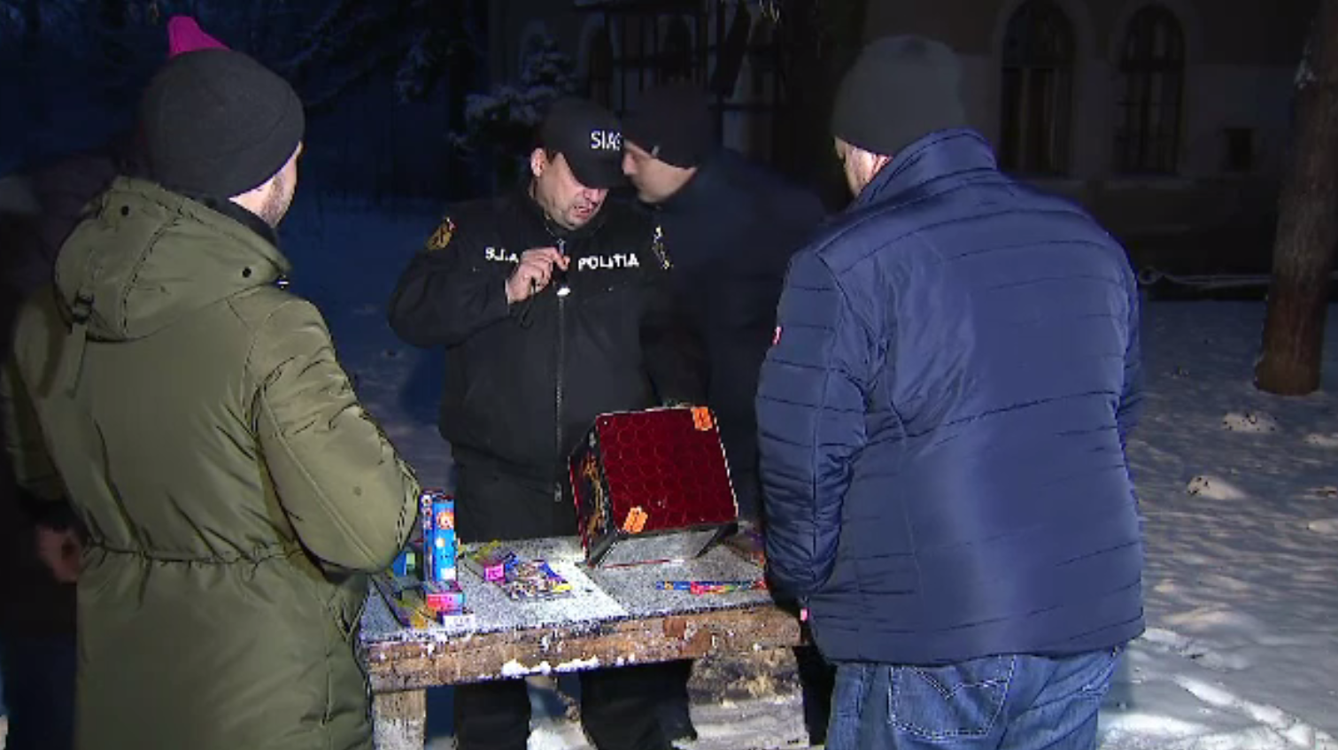 Experiment făcut de pirotehnişti. Ce se întâmplă când folosim greșit petarde și artificii