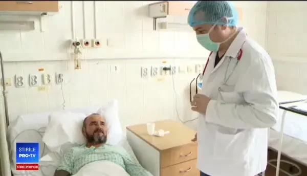 Doi ieșeni au primit o nouă șansă la viață, în prag de Crăciun după un transplant renal