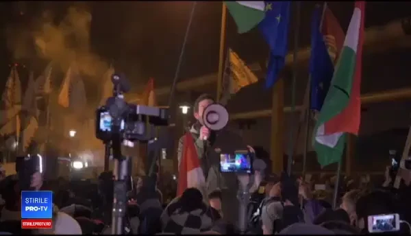 Televiziunea publică, noua ţintă a ungurilor scoşi în stradă de măsurile guvernului Orban