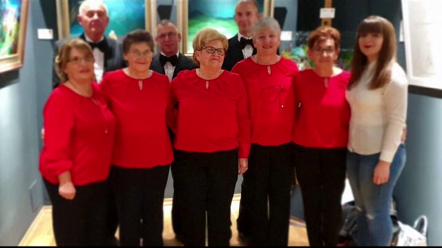 Motivul pentru care un preot a desființat un cor vechi de 50 de ani: "Sunteți bârfitoare"